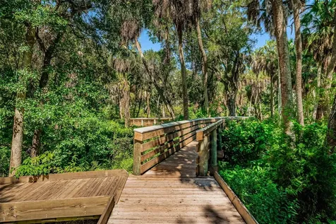2015 Park Street N St Petersburg FL 33710