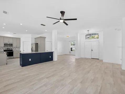 411 Boxwood Drive Davenport FL 33837