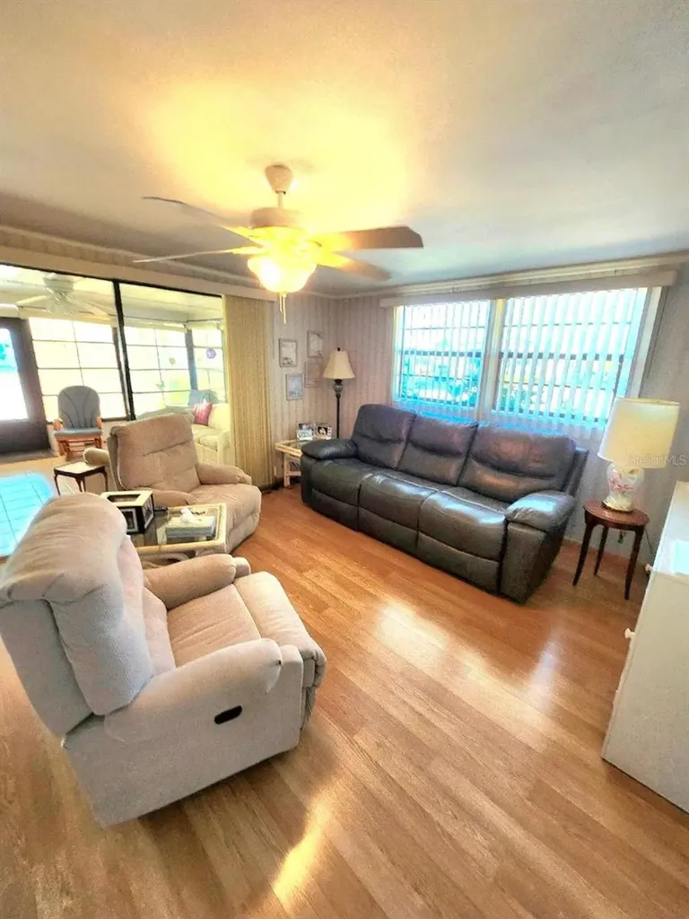 2003 Minnesota Avenue Bradenton FL 34207