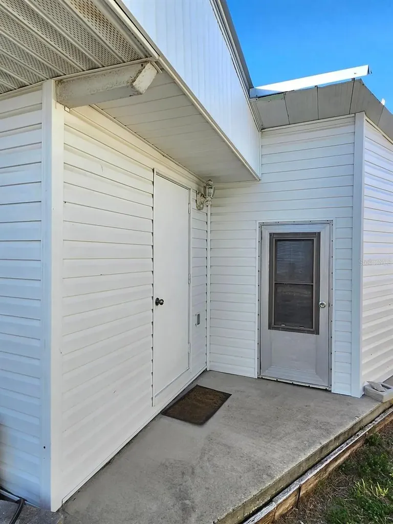 2003 Minnesota Avenue Bradenton FL 34207