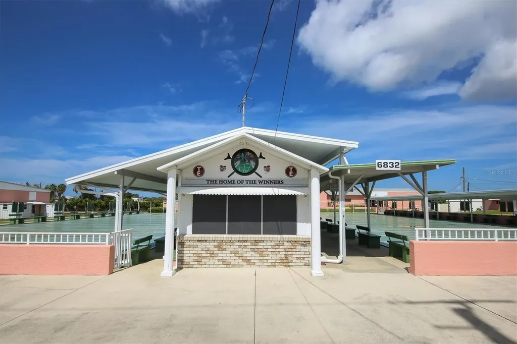 2003 Minnesota Avenue Bradenton FL 34207