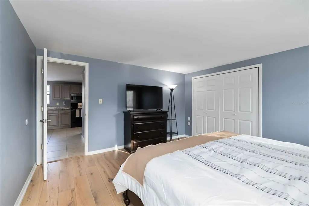 5211 Cedar Hammock Court Sarasota FL 34232