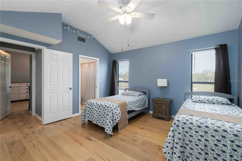 5211 Cedar Hammock Court Sarasota FL 34232