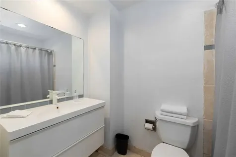 5211 Cedar Hammock Court Sarasota FL 34232