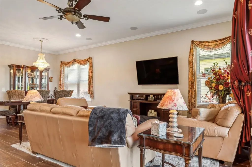 8530 Grand Alberato Road Tampa FL 33647