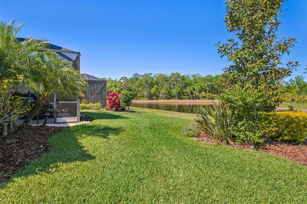 8530 Grand Alberato Road Tampa FL 33647