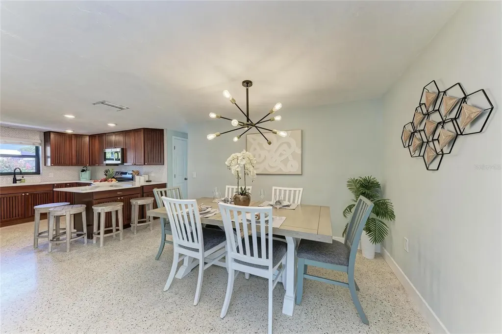 730 Fox Street Longboat Key FL 34228