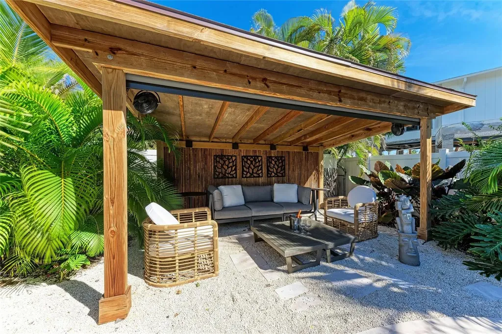 730 Fox Street Longboat Key FL 34228