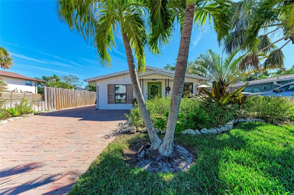 730 Fox Street Longboat Key FL 34228
