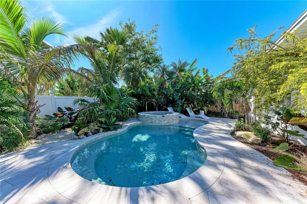 730 Fox Street Longboat Key FL 34228