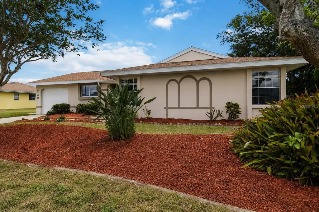 4108 Abbotsford Street North Port FL 34287