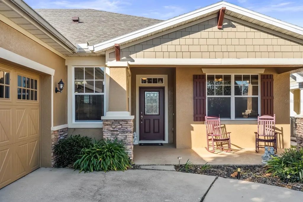 22019 Belgian Court Mount Dora FL 32757