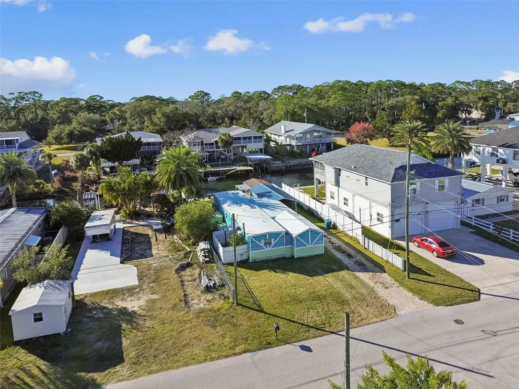 7091 Westwind Street Weeki Wachee FL 34607