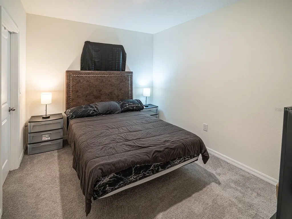2910 Boxwood Grove Row Wesley Chapel FL 33543