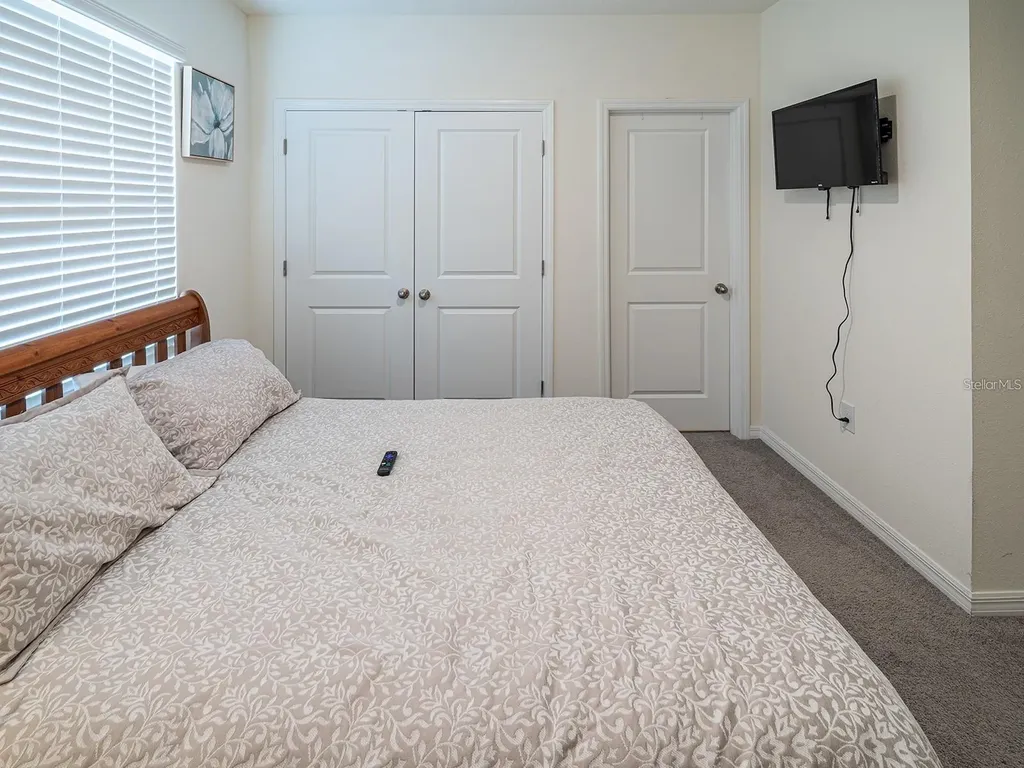 2910 Boxwood Grove Row Wesley Chapel FL 33543