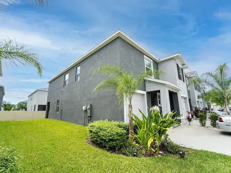 2910 Boxwood Grove Row Wesley Chapel FL 33543
