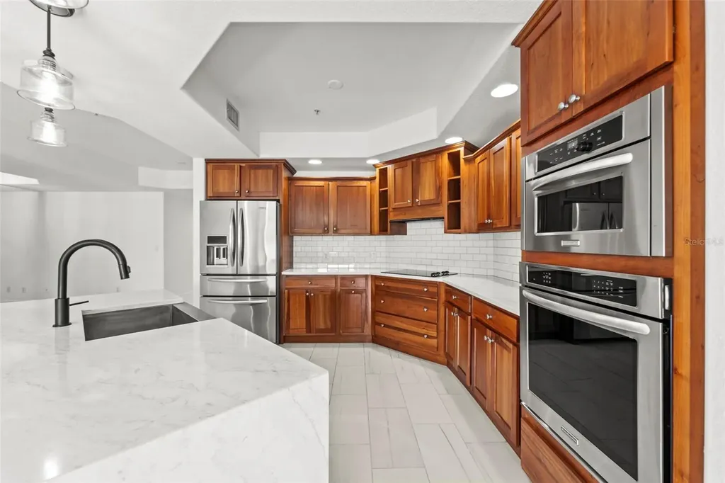 1645 Pinellas Bayway S Tierra Verde FL 33715
