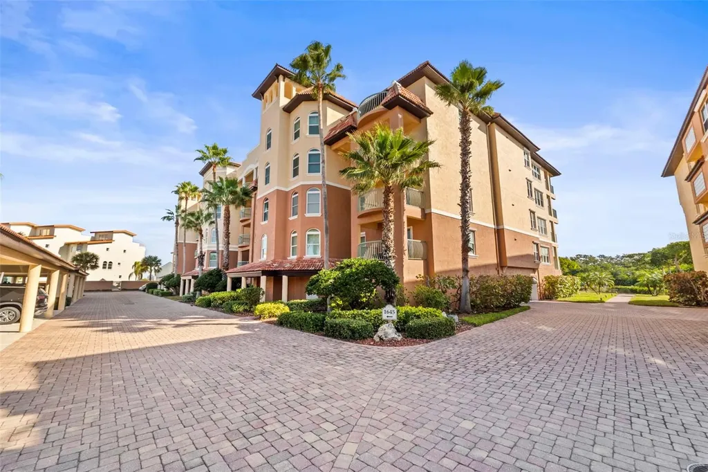 1645 Pinellas Bayway S Tierra Verde FL 33715