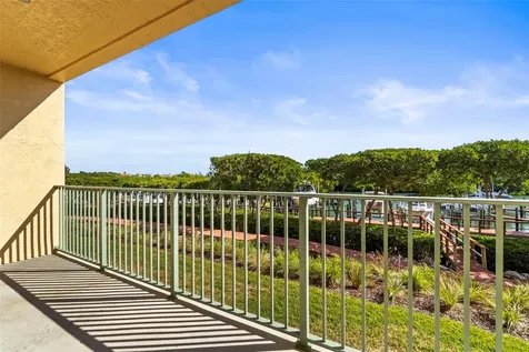 1645 Pinellas Bayway S Tierra Verde FL 33715