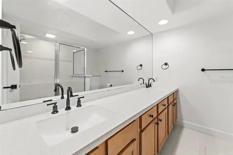 1645 Pinellas Bayway S Tierra Verde FL 33715