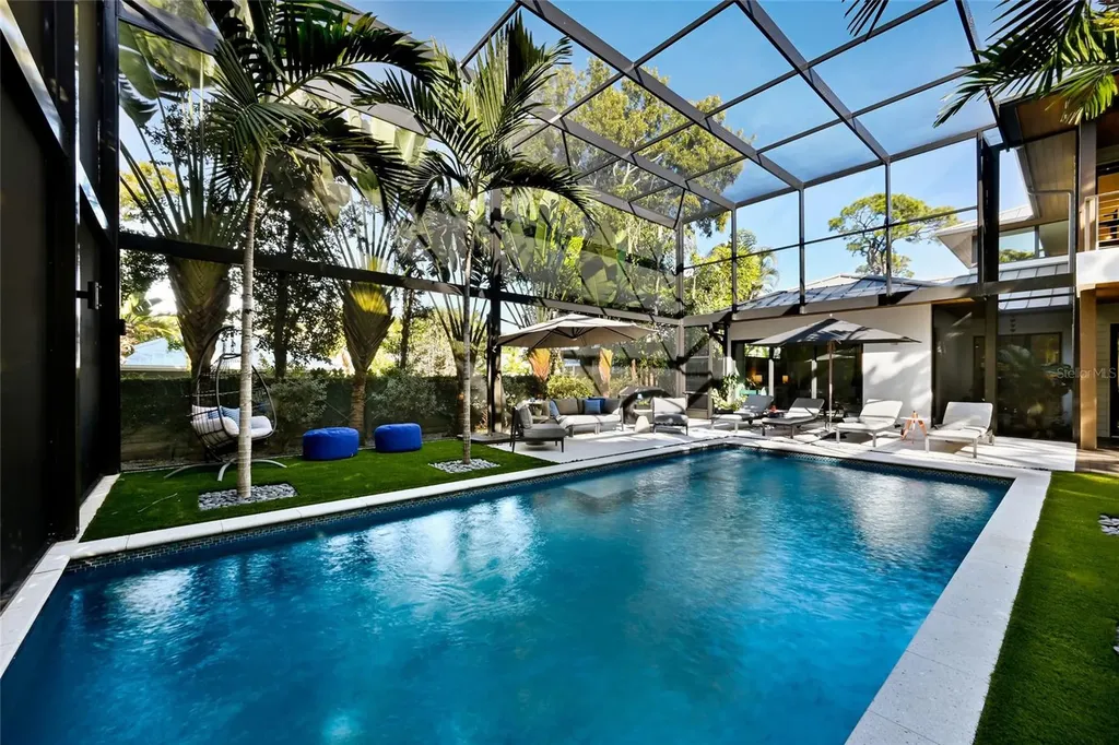 948 Citrus Avenue Sarasota FL 34236