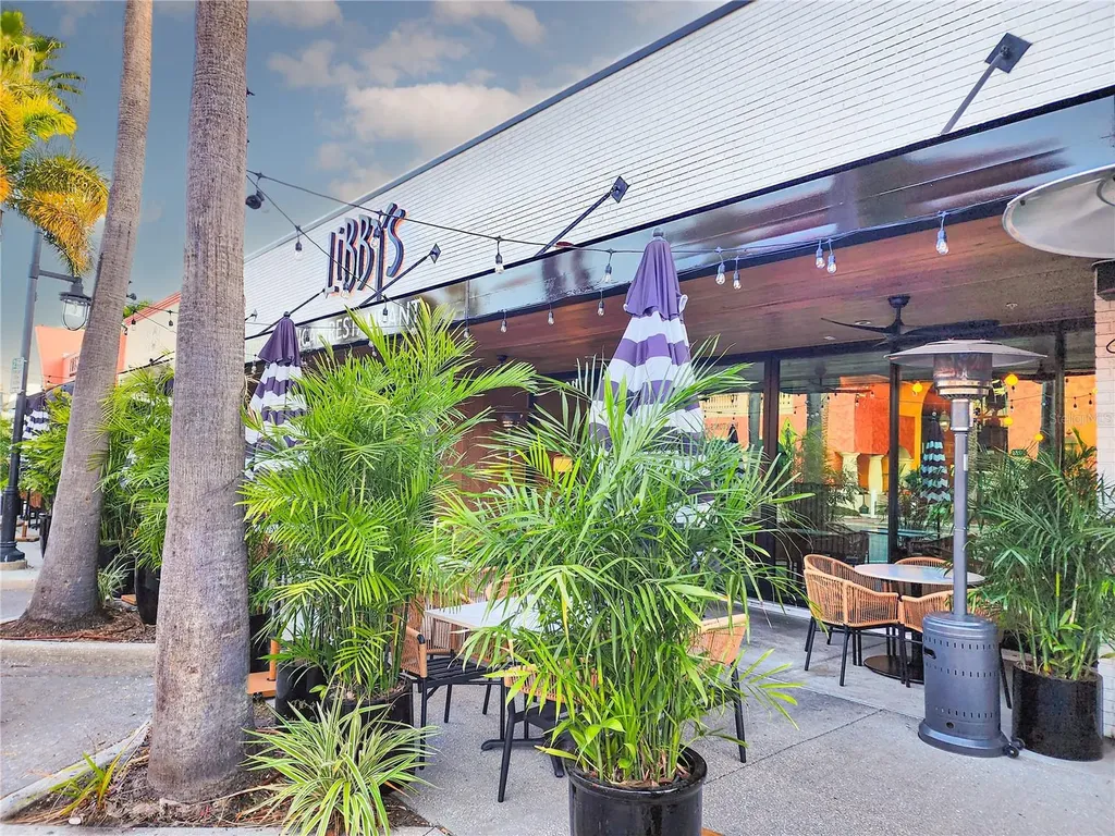 948 Citrus Avenue Sarasota FL 34236