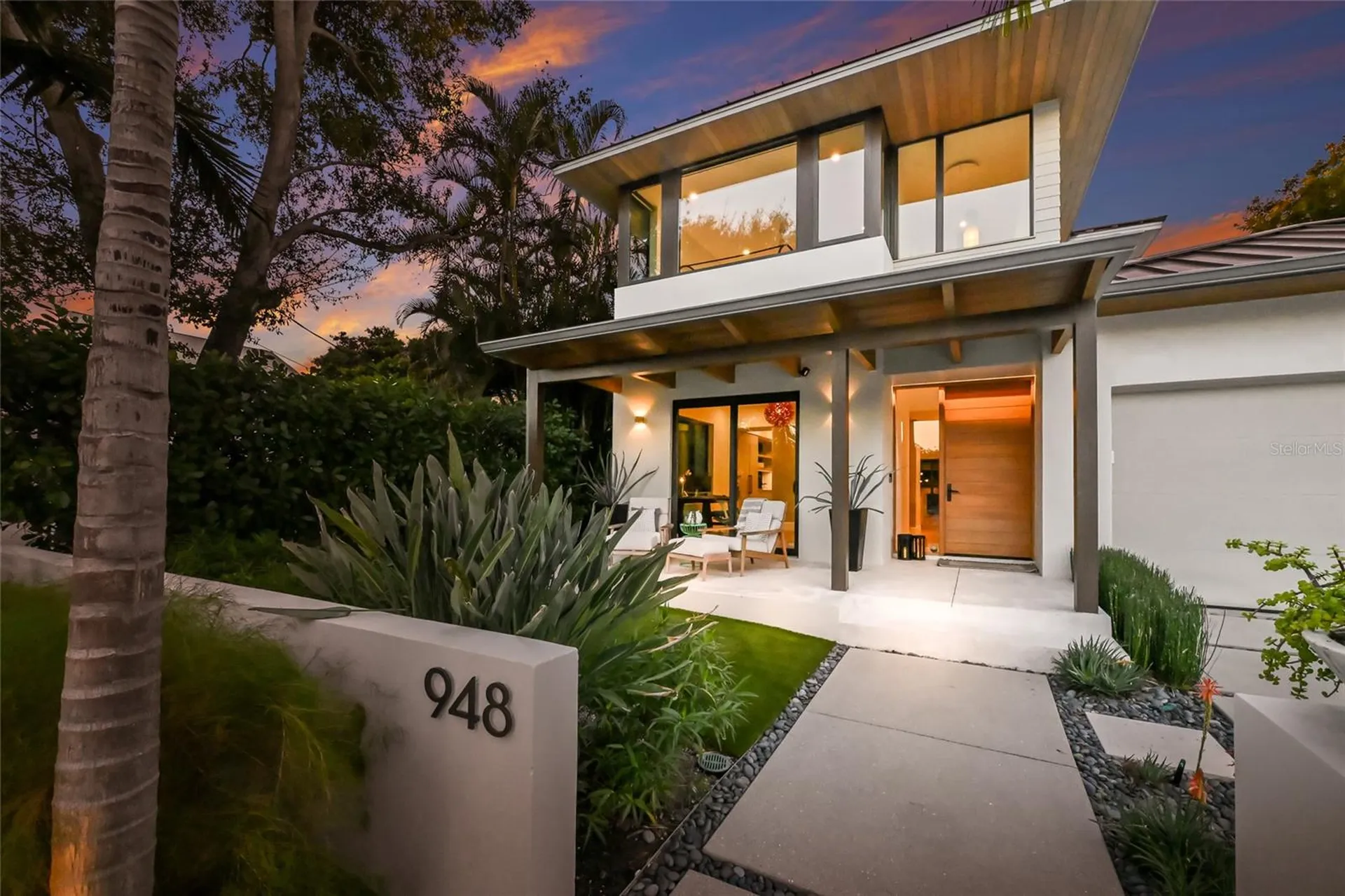948 Citrus Avenue Sarasota FL 34236