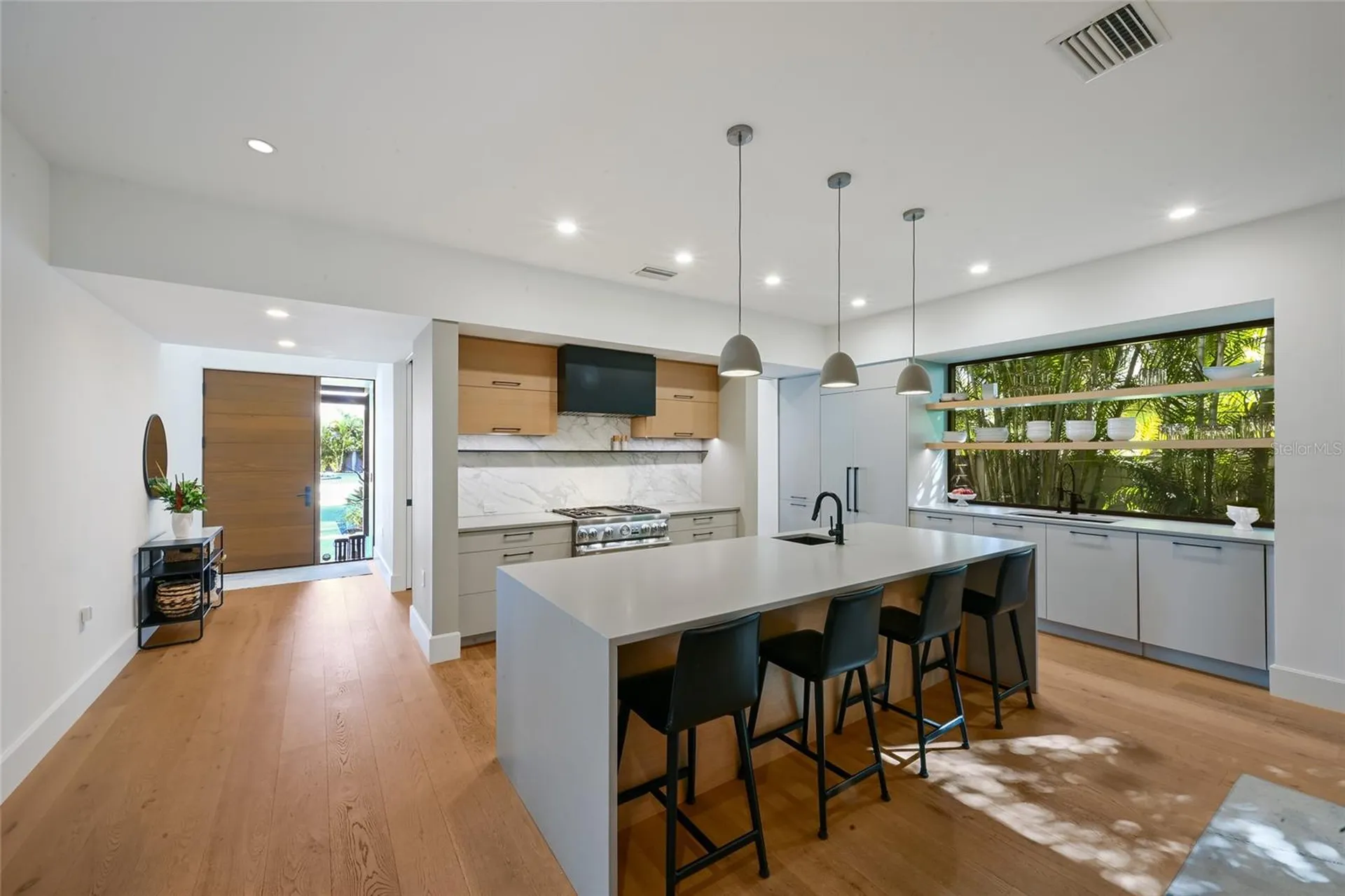 948 Citrus Avenue Sarasota FL 34236