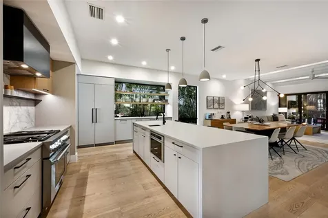 948 Citrus Avenue Sarasota FL 34236