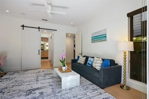 948 Citrus Avenue Sarasota FL 34236