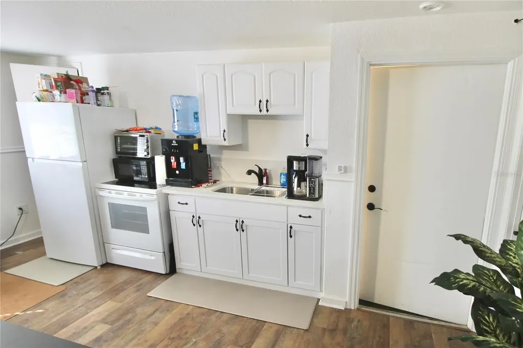608 Dundee Road Dundee FL 33838