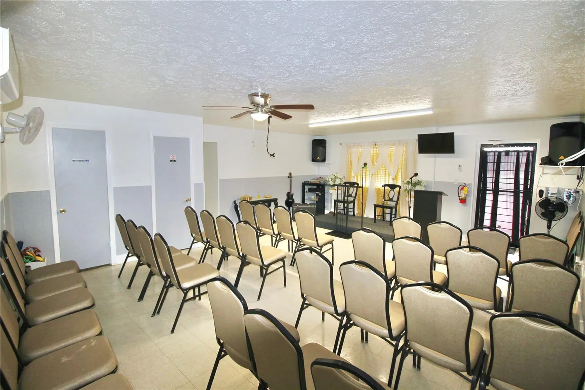608 Dundee Road Dundee FL 33838
