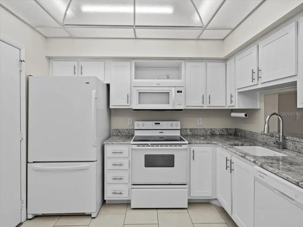 1503 Cordova Green Seminole FL 33777