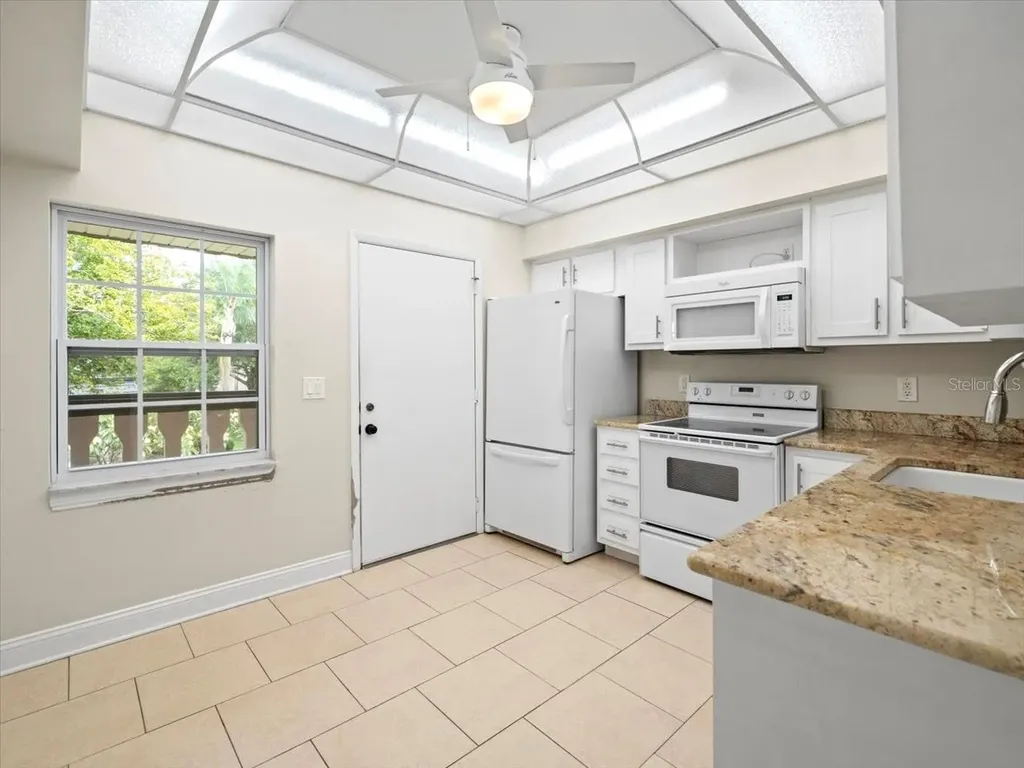 1503 Cordova Green Seminole FL 33777