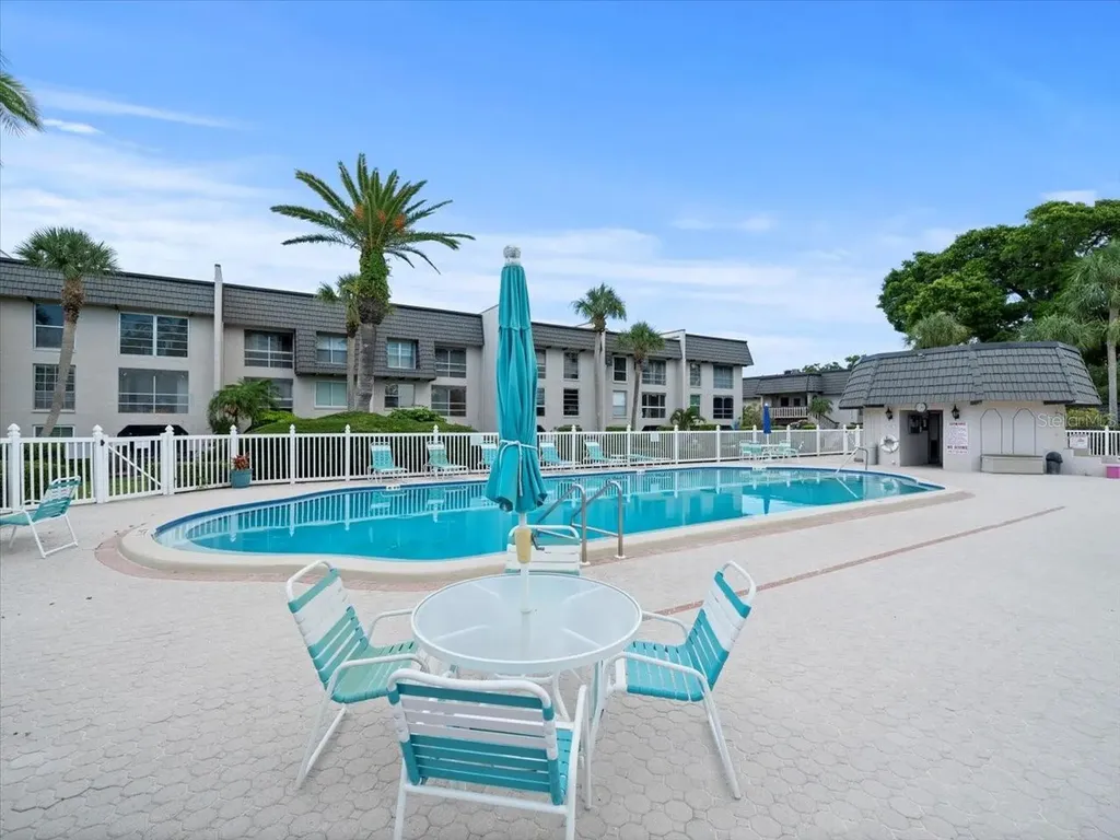 1503 Cordova Green Seminole FL 33777
