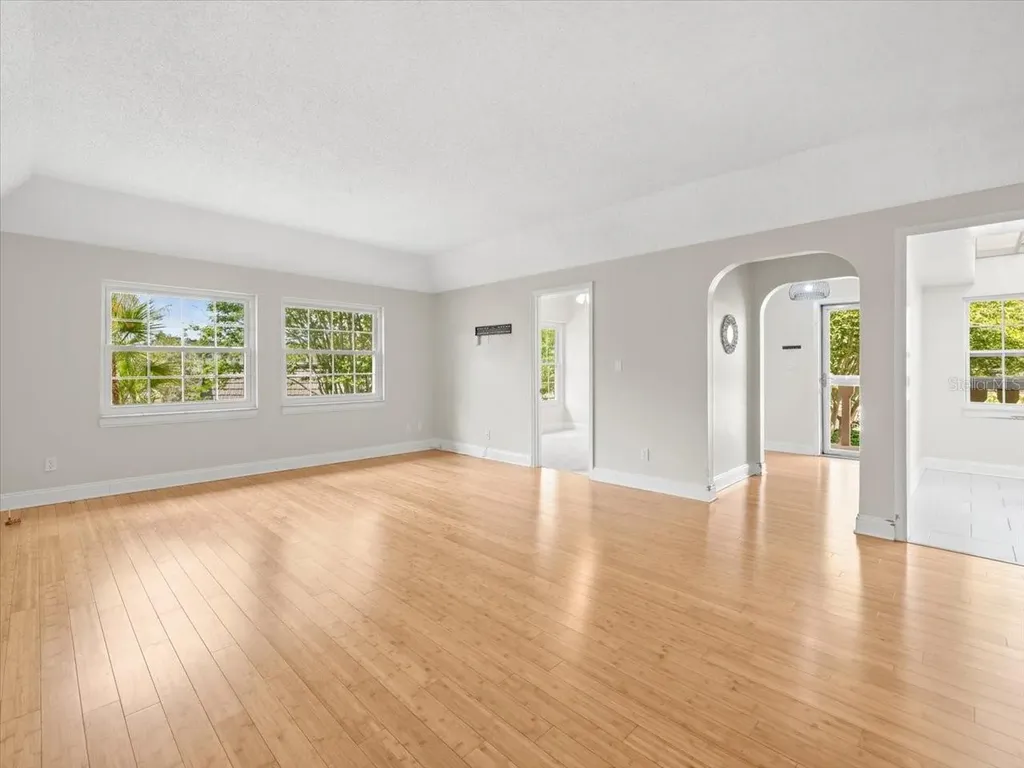 1503 Cordova Green Seminole FL 33777