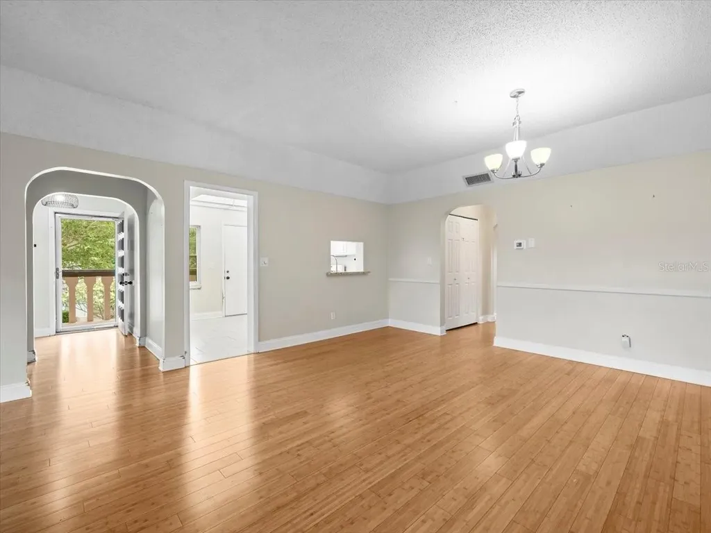 1503 Cordova Green Seminole FL 33777
