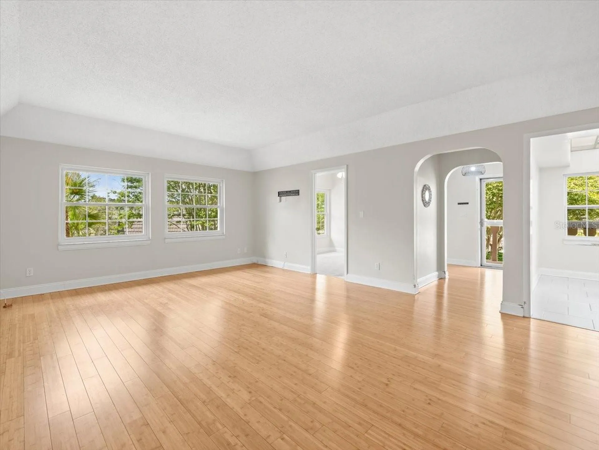 1503 Cordova Green Seminole FL 33777