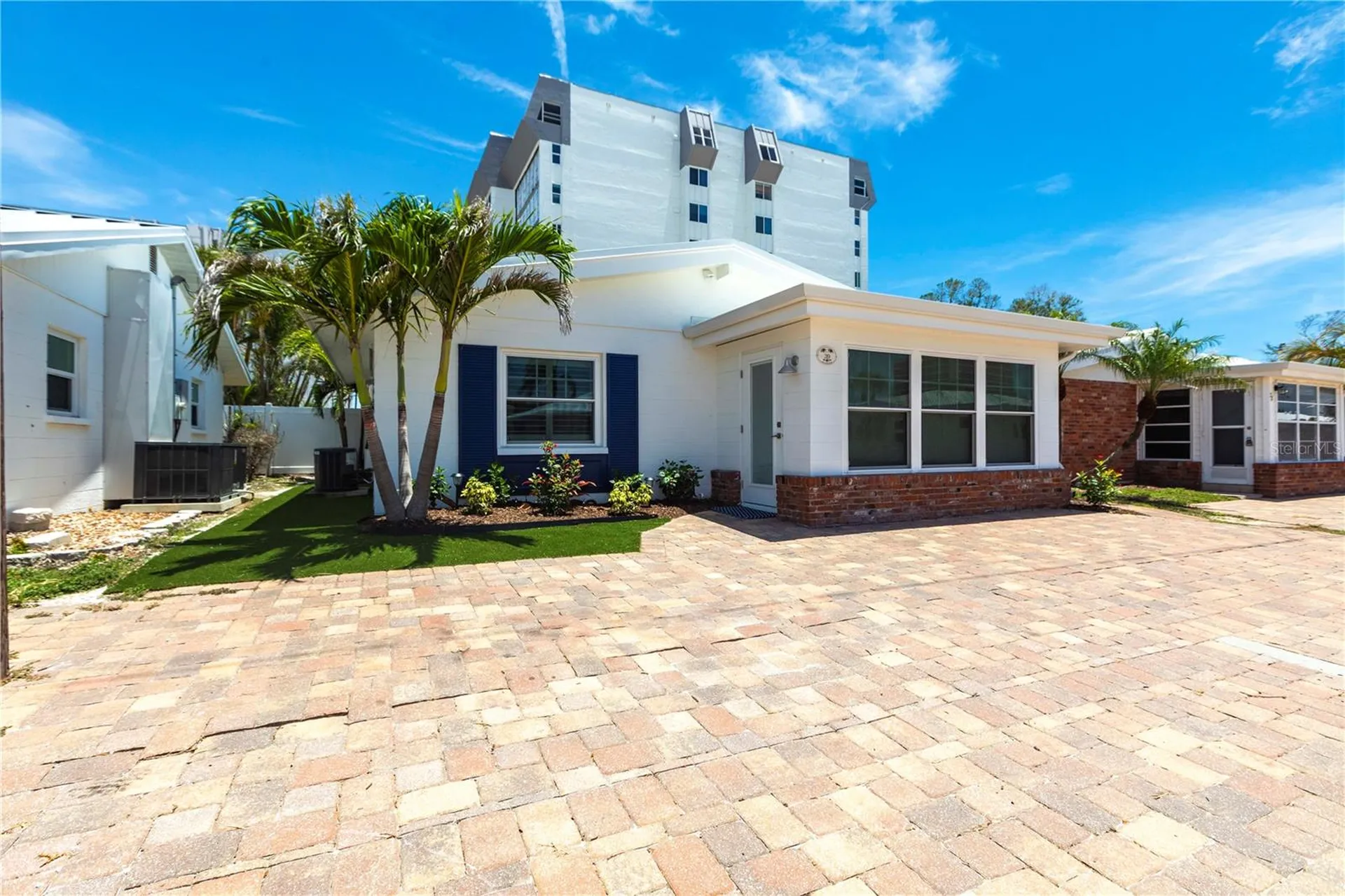 6020 Midnight Pass Road Sarasota FL 34242