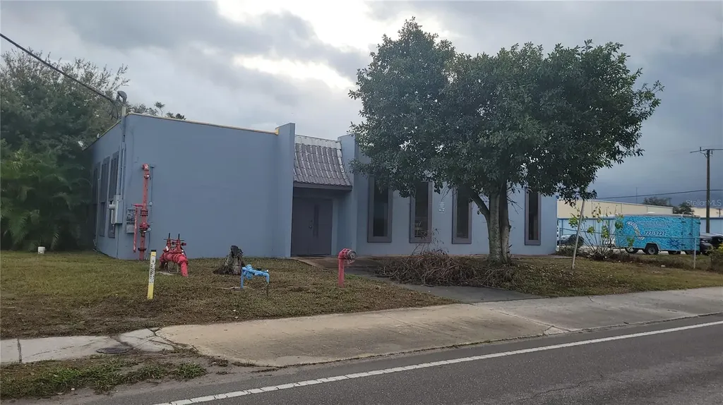 1027 9th Street W Bradenton FL 34205