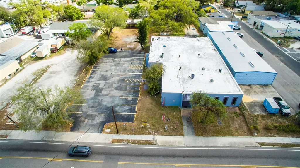 1027 9th Street W Bradenton FL 34205