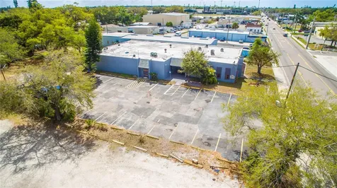 1027 9th Street W Bradenton FL 34205
