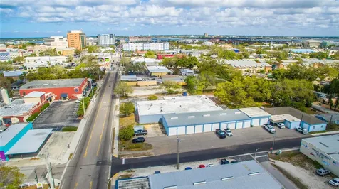 1027 9th Street W Bradenton FL 34205