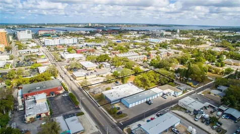 1027 9th Street W Bradenton FL 34205