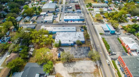 1027 9th Street W Bradenton FL 34205