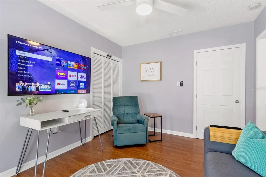 5596 100th Way N St Petersburg FL 33708