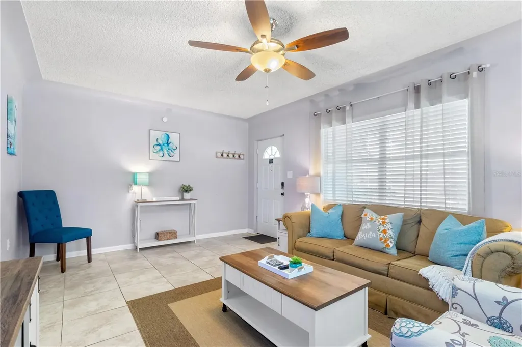 5596 100th Way N St Petersburg FL 33708