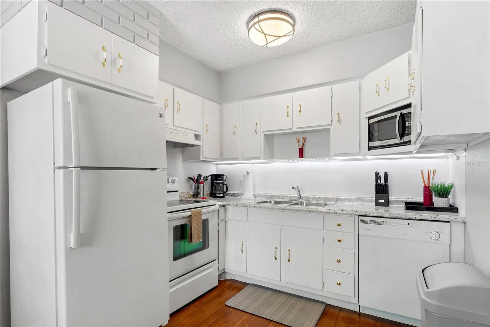 5596 100th Way N St Petersburg FL 33708