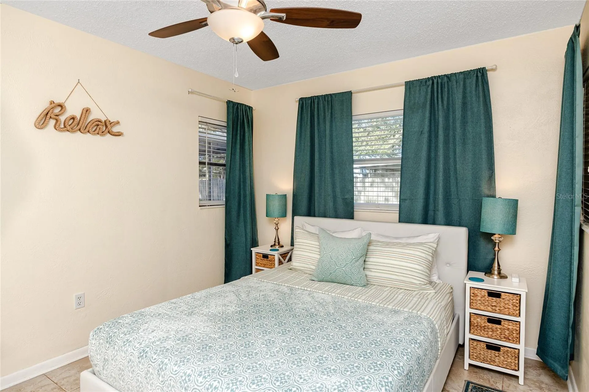 5596 100th Way N St Petersburg FL 33708