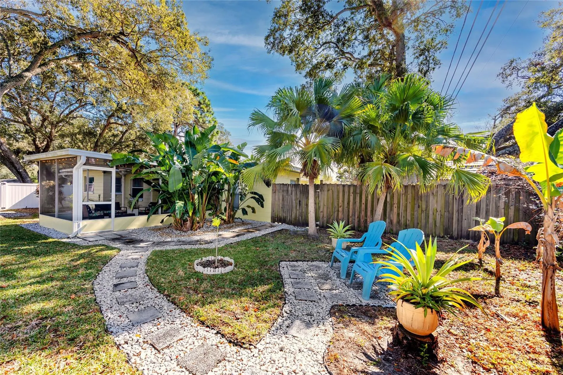 5596 100th Way N St Petersburg FL 33708